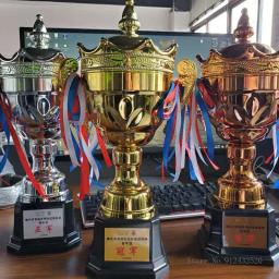 Troféu de metal banhado a ouro, grande comercial, criativo personalizado para enviar amigos, presentes, dança lembrança, decoração de casa, 1pc - Image 3