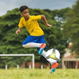 1pc bola de futebol tamanho 4 usar resistente durável macio plutônio treinamento de futebol ao ar livre sem costura bola de futebol grupo treinamento jogo suprimentos - Image 2