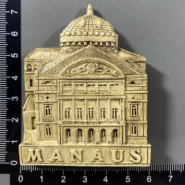 Coleção de Ímãs de Geladeira do Brasil em 3D: Artesanato Turístico e Lembranças Magnéticas