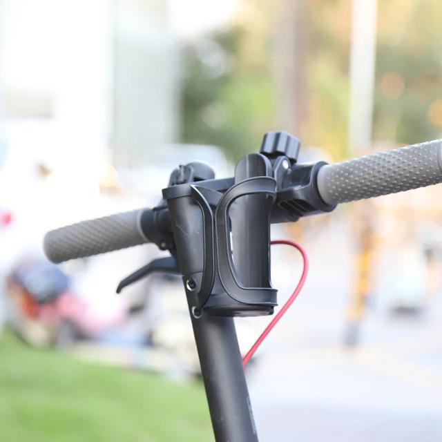Suporte Ajustável para Copo de Água e Garrafa Elétrica para Scooter e Bicicleta M365 PRO 2