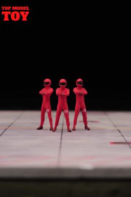 Figuras de Boneca Motorista de Corrida em Miniatura, Modelo Pintado para Carros, Mini Cena Adereços, Brinquedos Veículos, 1: 64 Masculino - Image 3