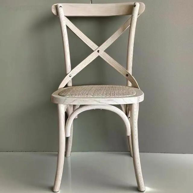 Cadeira de Jantar Casual em Madeira Maciça com Design Vintage e Estilo Americano