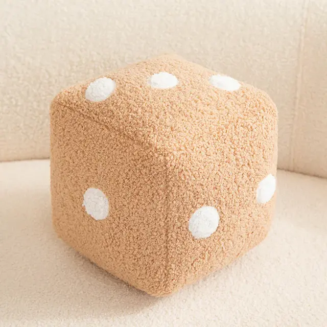 Travesseiro de Pelúcia Criativo e Engraçado para Decoração do Sofá, Almofada Macia em Formato de Cubo