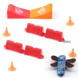 3 pçs superfície fosca liga dedo skate caixa packag kits mini calças esportivas rampa scooter roadblock interior casa lazer brinquedos - Image 4