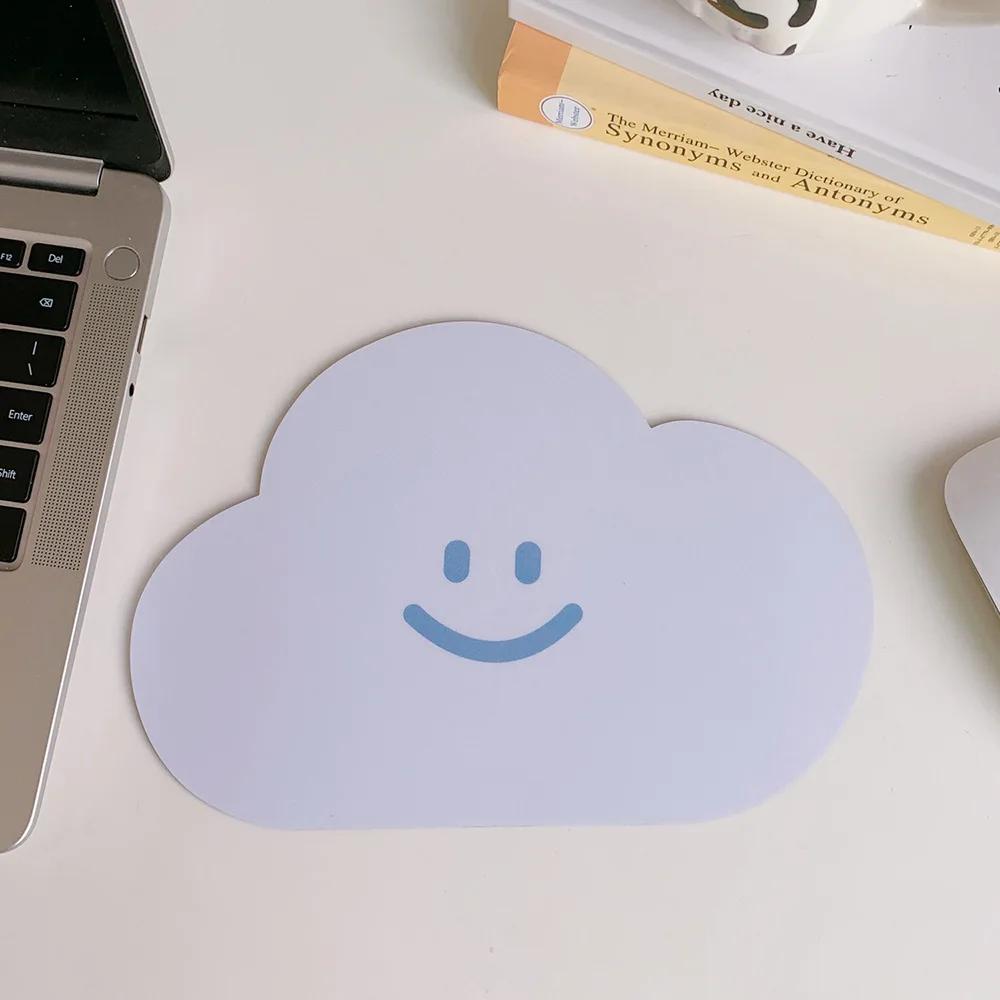 Kawaii nuvem mouse almofada bonito tapete de mesa à prova dwaterproof água antiderrapante almofada de isolamento coreano papelaria tapete de mesa coster material de escritório - Image 1