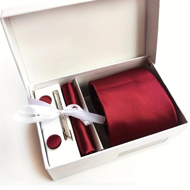 Conjunto Masculino de Acessórios: Laço, Gravata, Abotoaduras e Clipe de Bolso