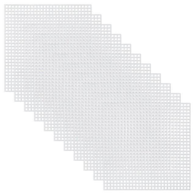 Kit de Praças de Malha Plástica com Lona e Folhas para Ponto Cruz - 30 Peças em 8x8cm com Fios de Acrílico para Artesanato
