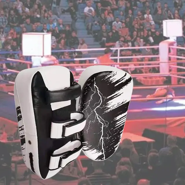 Chute Boxe e MMA: Almofadas de Treinamento para Foco e Braço em Muay Thai Punch Shield
