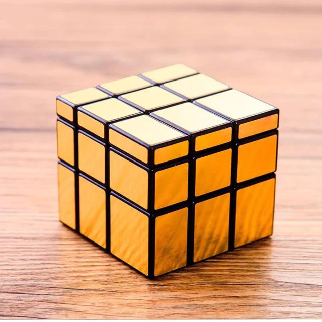 Qiyi Cubo Mágico 2x2 3x3 4x4 5x5 Pirâmide Inclinada Profissional 4 Peças