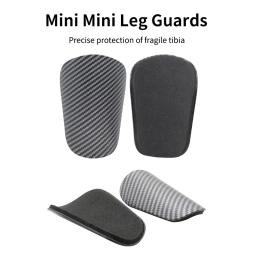 Proteja seus brilhos durante o treinamento de futebol com mini caneleiras – design leve e confortável para máximo desempenho - Image 1