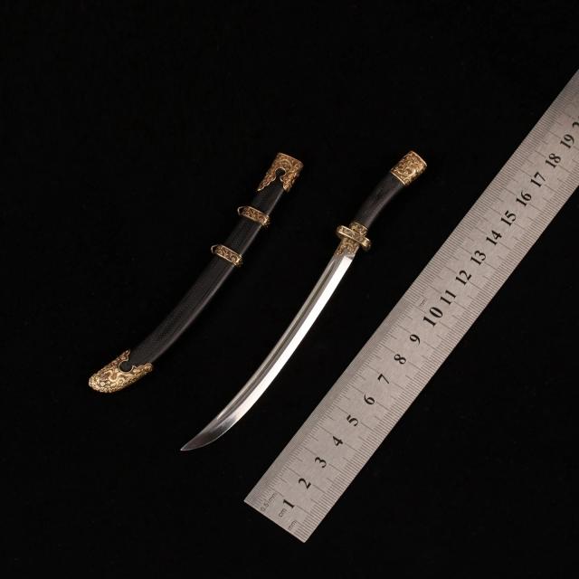 Miniatura Colecionável de Espada Chinesa Estilo Ming - Faca Katana Artesanal de 16cm em Escala 1:6