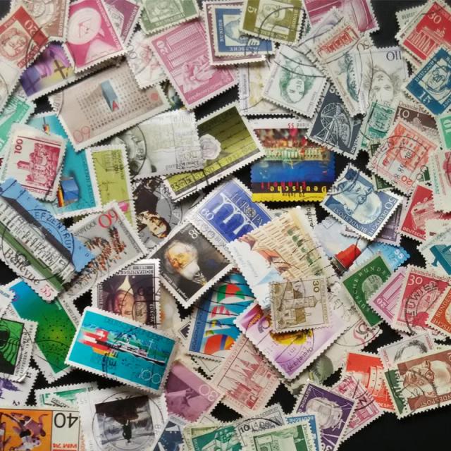Coleção de Selos Postais Alemães Usados: 50 ou 100 Peças Variadas com Marcas Postais em Excelentes Condições