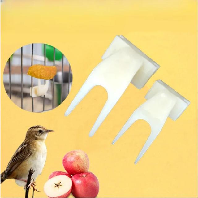 Suporte Prático de Alimentos Plástico para Pássaros e Papagaios - Acessório de Alimentação em Gaiola com Garfo para Lanches, Novo, 1 Peça