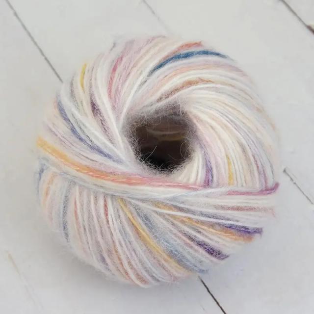 Fio de Arco-Íris para Crochê: Médio Grosso, Tecido à Mão, Camisola Gradiente em Pelúcia Floral