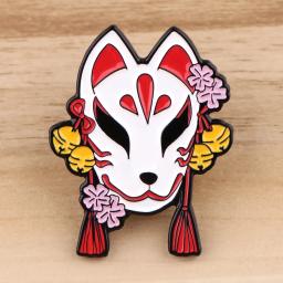 Broche de esmalte para mulheres, máscara de raposa japonesa, gato Sakura, emblemas na mochila, acessórios de vestuário - Image 1