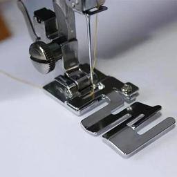 Multifuncional Elastic Band Presser Foot, Acessórios de máquinas de costura precisos, Substituição Artesanato, Acessórios de costura, 9907-6, 1pc - Image 1