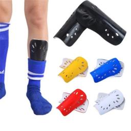Caneleiras de futebol para crianças e adultos, guarda futebol, protetor de perna, protetor de canela respirável, azul, vermelho, 1 par - Image 1
