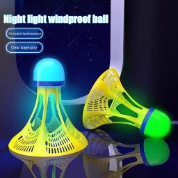 Petecas de badminton que brilham no escuro, 6 peças, à prova de vento, led, bolas de treinamento noturno, penas de plástico inquebráveis, bolas de nylon - Image 3