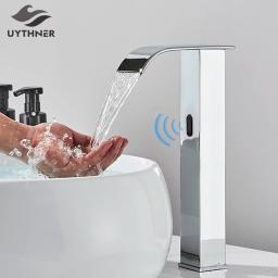 Torneira de cachoeira de sensor inteligente de banho de luxo Torneira misturadora de água quente e fria automática, sem toque, curta, alta grua para banheiro - Image 1