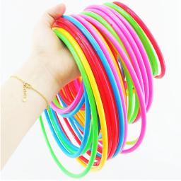 10 pçs anéis de plástico multicolorido para anel jogar jogo velocidade agilidade prática playground carnaval para crianças adultos festa ao ar livre - Image 2