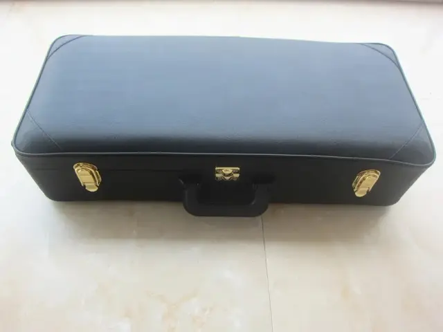 Saxofone Soprano Curvo Preto e Ouro com Estojo - Modelo Profissional R54, Novo