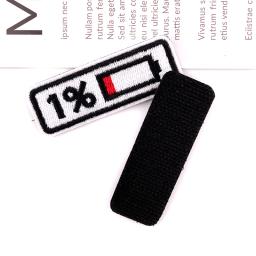 Remendos de bateria de celular bordado 3D bateria 1% 99% Emblemas Gancho e laço Mochilas Vestuário Emblema Applique - Image 2