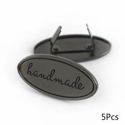 Hand Made Metal Labels para Costura, Ouro e Cor Prata, Etiquetas de vestuário para sacos e bolsa, Feito à mão, letra impressa, DIY, 5 PCs - Image 3