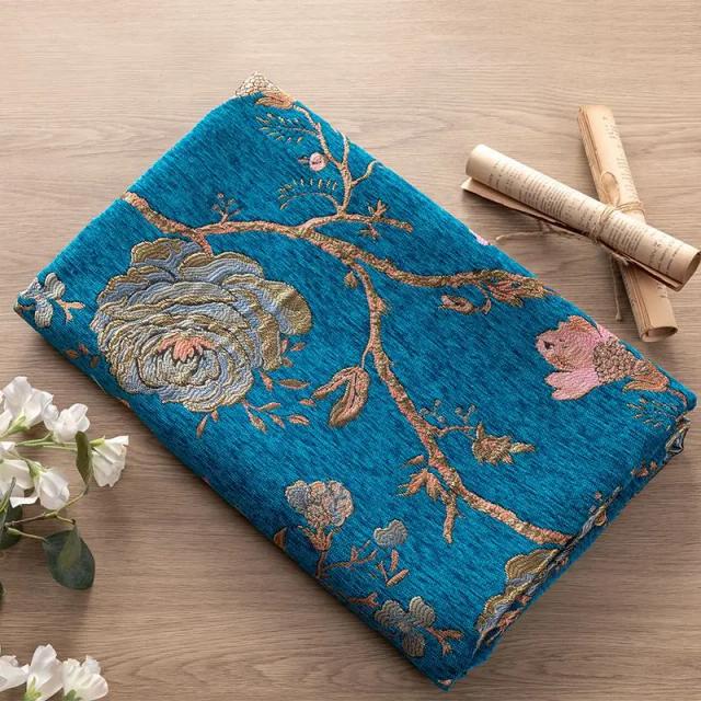 Tecido Chenille Jacquard Flor Vermelha 1,75m de Largura