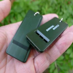 2 pçs multifrequência sobrevivência apito primeiros socorros de emergência ao ar livre sinal apito resgate acampamento caminhadas ao ar livre suprimentos árbitro - Image 4