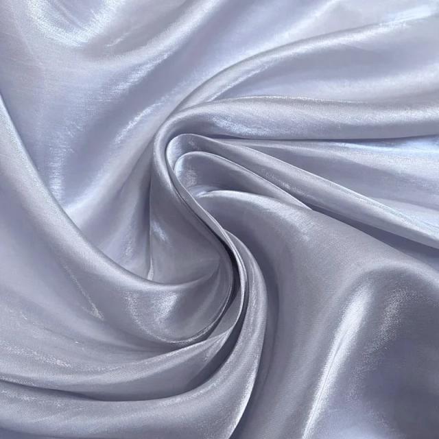 Tecido de Poliester Brilhante Prata com Gradiente Sedoso para Vestidos Designer em Cetim Translúcido Glitter, Vendido por Metro