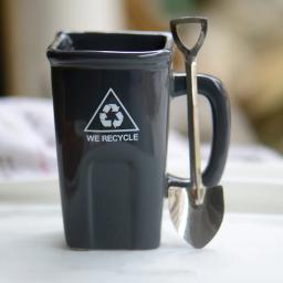 Caneca cerâmica exótica com pá, Verde criativo, Forma de lixo reciclável, Copo de café com leite, Forma quadrada - Image 6