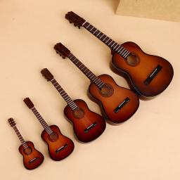 Mini Guitarra Clássica com Suporte, Coleção Miniatura De Instrumentos Musicais De Madeira, Modelo De Ornamentos Decorativos, Presentes - Image 4