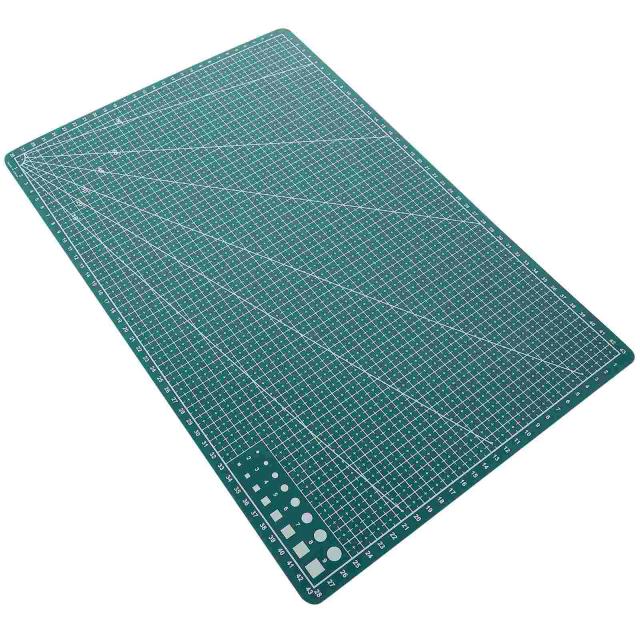 Mesa de Corte para Artesanato: Placas e Tapetes para Scrapbooking DIY