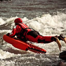 Capacete para esportes aquáticos, para caiaque, kitesurf, prancha para windsurf e jantar-vermelho - Image 3