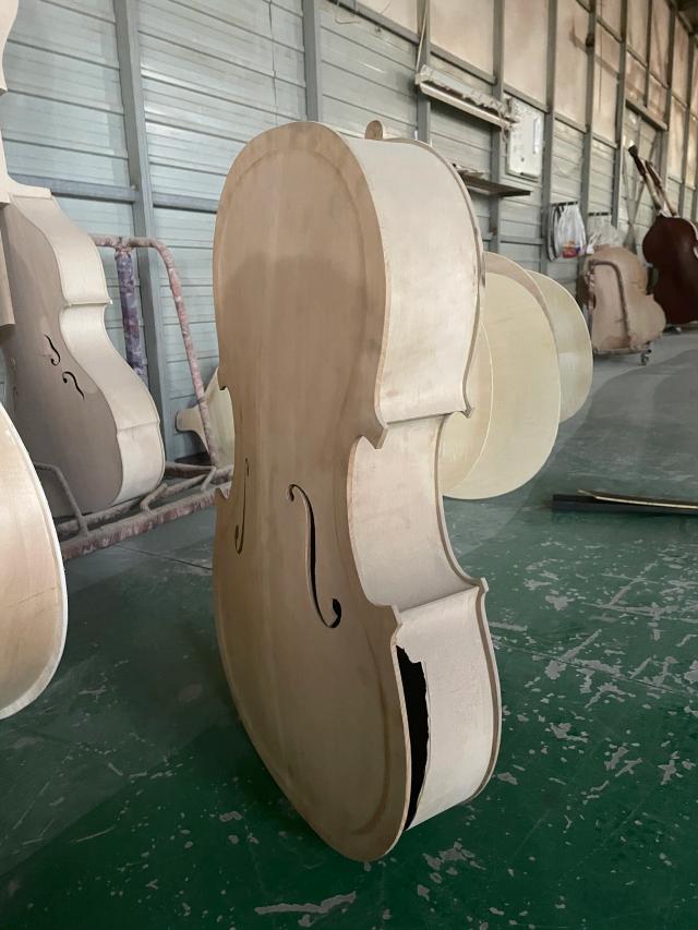 Bordo Defensivo para Violoncelo Europeu 4/4 em Madeira Maciça com Spruce Chama Mais Forte