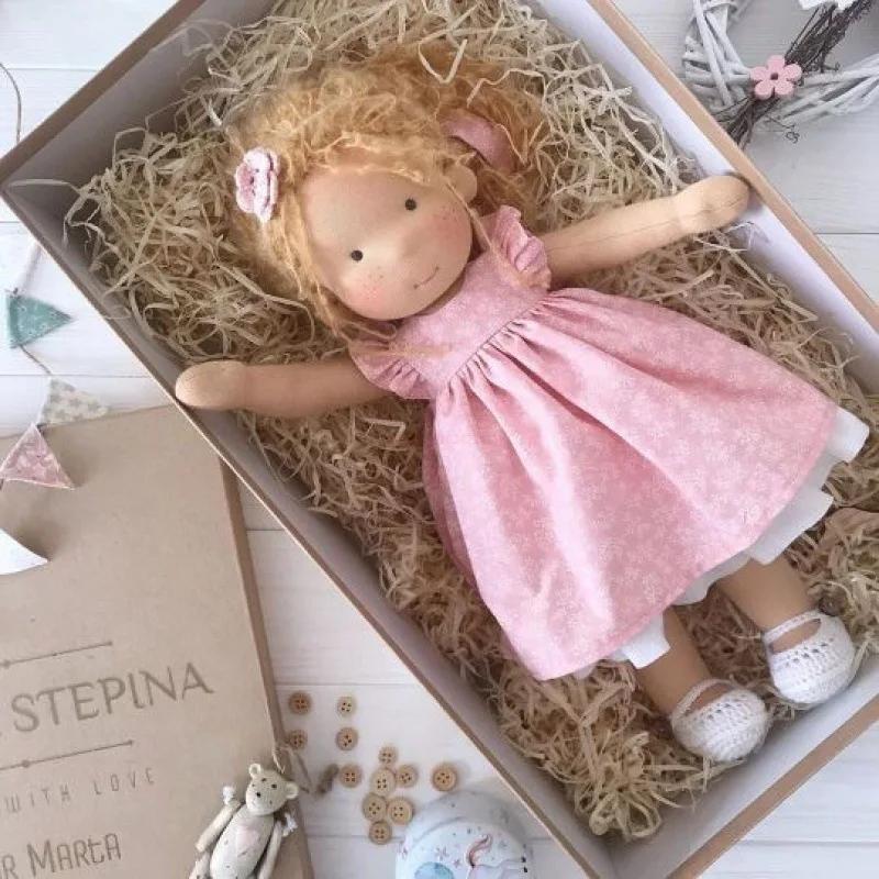 Bonito algodão macio brinquedos de pelúcia waldorf artesanal recheado embalagem bonecas melhor boneca de pelúcia fabricchanging caixa crianças presentes aniversário - Image 1