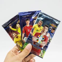 Cartões brilhantes de futebol para fãs, cartão comercial puro futebol, jogo de tabuleiro TCG, coleção Flash Shining, presentes de aniversário para crianças, 8 unid, 2024 - Image 3