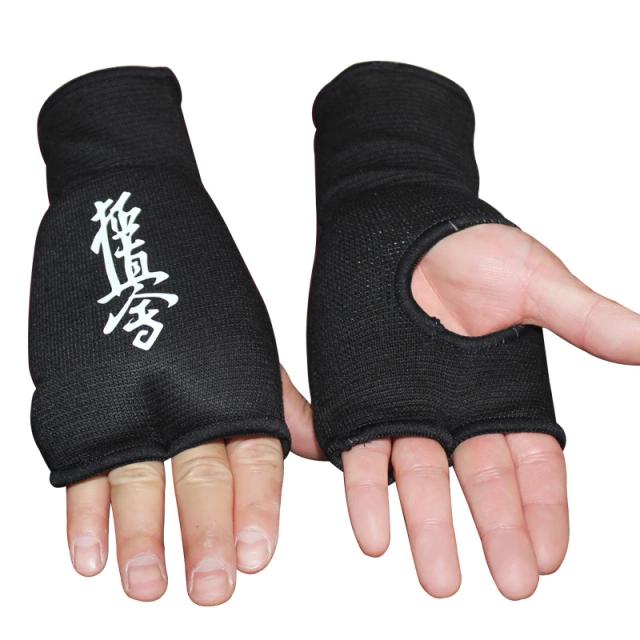 Kyokushin Luvas de Karatê Proteção Mãos Meio Dedo para Crianças e Adultos Respirável Taekwondo Luta Luvas de Boxe
