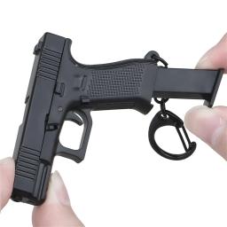 Chaveiro em forma de pistola, Modelo realista, Revista removível, Modelo de pistola miniatura, Pingente personalizado, 2024 - Image 3