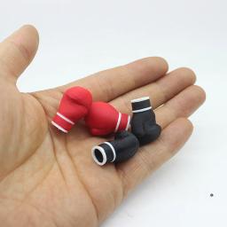 Saco de boxe em miniatura em escala 1/12 com luvas para decoração de casa de bonecas; Equipamento de ginástica para bonecas - Image 5