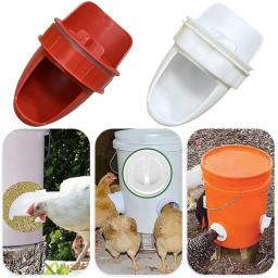 Alimentador de aves à prova de chuva, Gravity Feed Kit para baldes Barris Bins Troughs, DIY Aves Alimentação Suprimentos - Image 1