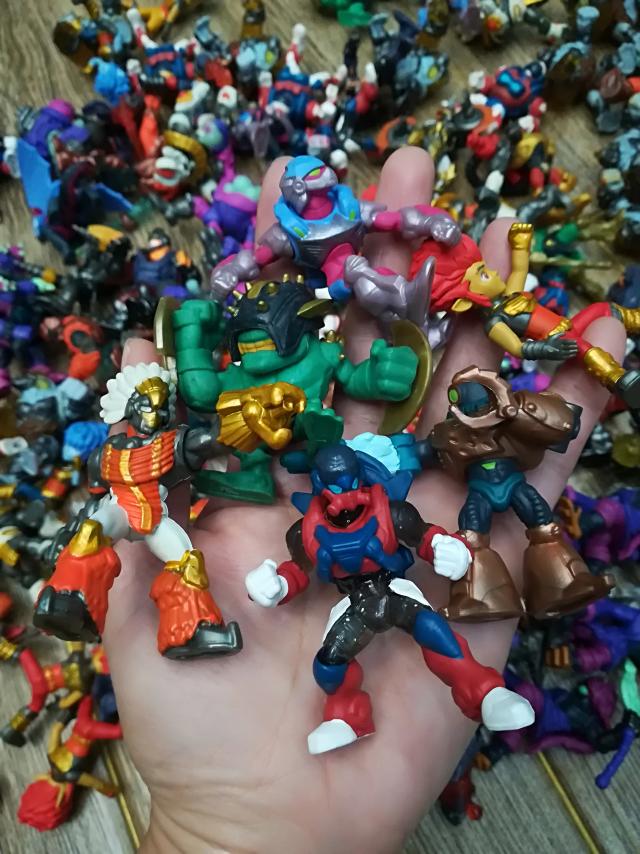 Envio de Lote com 5 Figuras de Ação Gormiti 6cm - Animais Diferentes para Coleção de Crianças