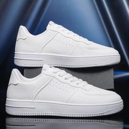 Venda quente superfície de rede masculina moda tênis respirável moda casual sapatos de placa força aérea pequenos sapatos brancos sapatos masculinos - Image 2