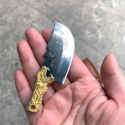 Mini afiado canivete de aço inoxidável, alta qualidade dragão bronze, alça padrão 3D, lâmina fixa, ferramenta chaveiro para camping - Image 5