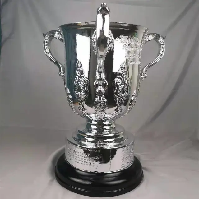 Troféu de Resina da English League para Colecionadores - Lembrança dos Campeões em Várias Tamanhos (7cm, 16cm, 42cm)