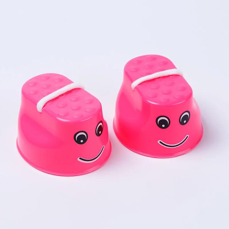 Plastic Jumping Pés Stilts para Crianças, Pés, Equipamento de Treinamento, Jogo de Coordenação, Esportes Brinquedos, Treinamento de Equilíbrio, 2Pcs por Conjunto - Image 1