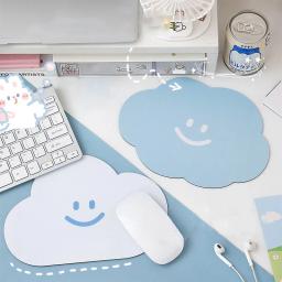 Kawaii nuvem mouse almofada bonito tapete de mesa à prova dwaterproof água antiderrapante almofada de isolamento coreano papelaria tapete de mesa coster material de escritório - Image 1