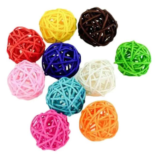 Brinquedo Interativo para Papagaios - Bola de Treinamento Sepak Takraw em Cores Vibrantes (Pacote com 10 Peças)
