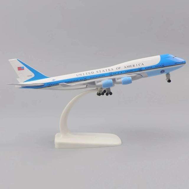 Modelo de Avião Air Force One 747 Metal 20cm