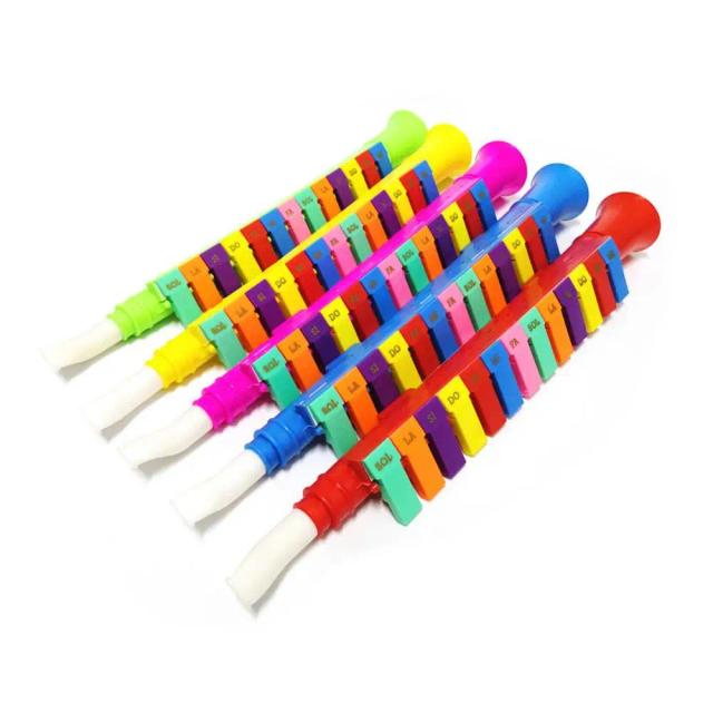 Melodica Colorida para Crianças com 13 Teclas - Brinquedo Musical de Plástico em Forma de Clarinete